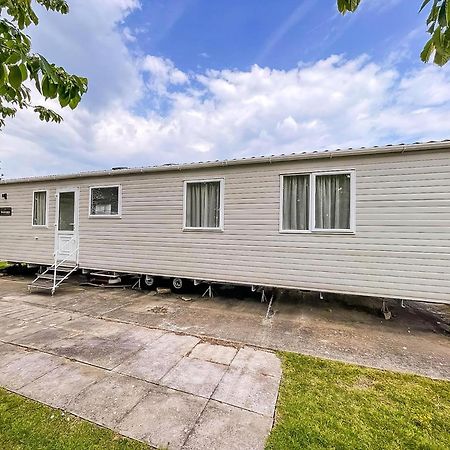 Beautiful 6 Berth Caravan With Decking At Southview Holiday Park Ref 33024O Hotel Skegness Luaran gambar