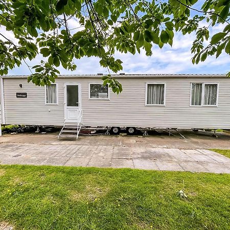 Beautiful 6 Berth Caravan With Decking At Southview Holiday Park Ref 33024O Hotel Skegness Luaran gambar