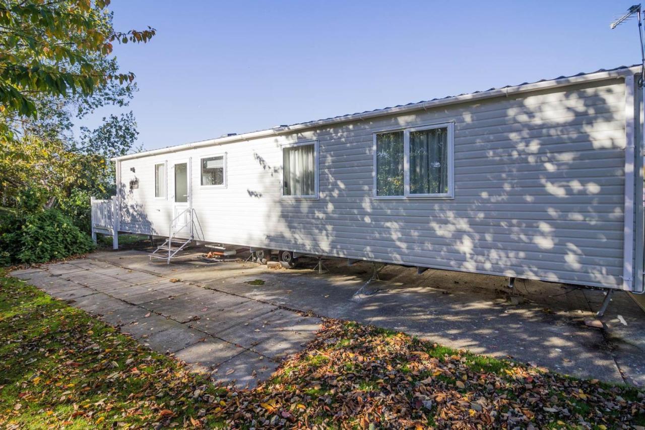 Beautiful 6 Berth Caravan With Decking At Southview Holiday Park Ref 33024O Hotel Skegness Luaran gambar