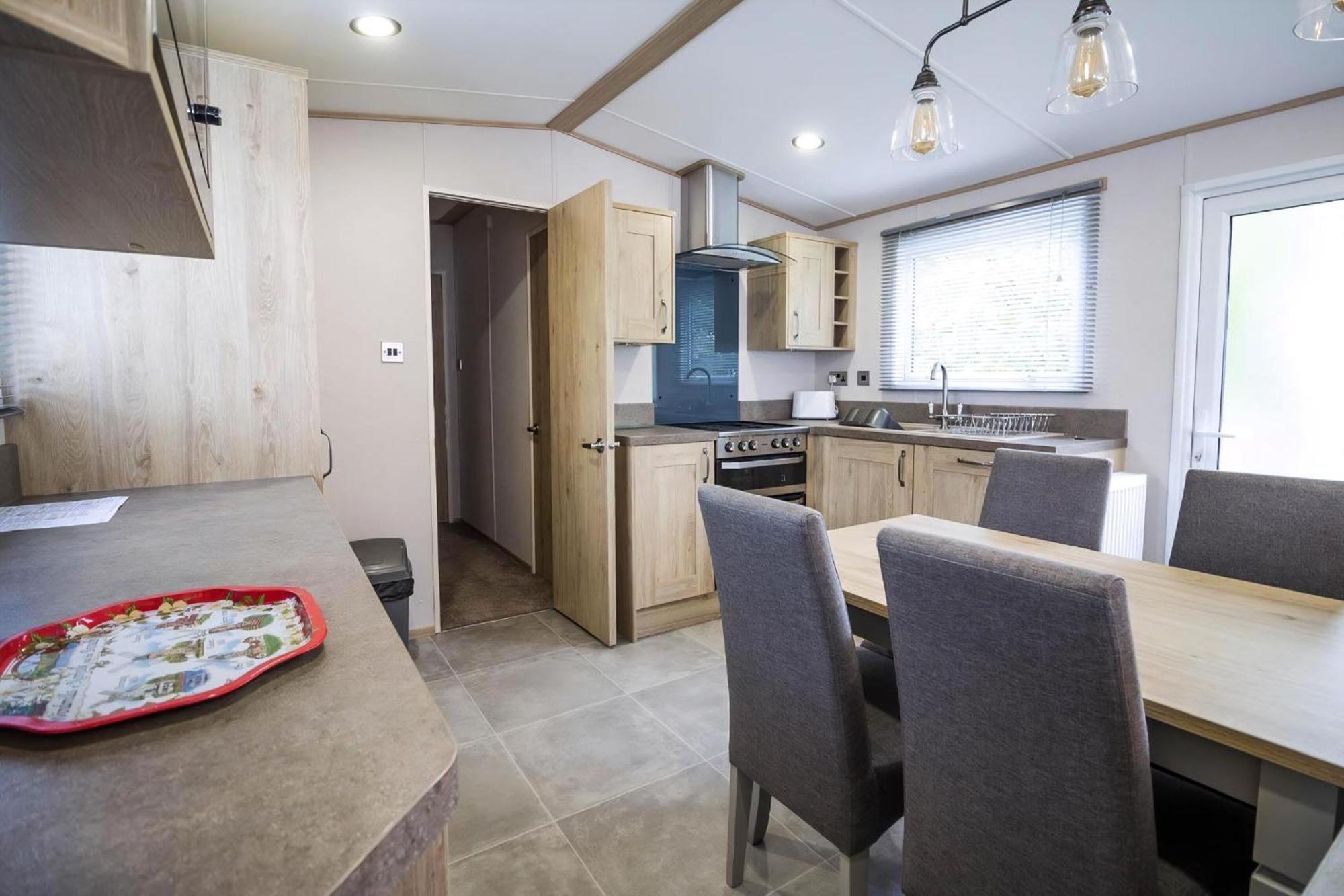 Beautiful 6 Berth Caravan With Decking At Southview Holiday Park Ref 33024O Hotel Skegness Luaran gambar